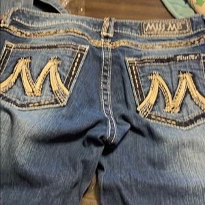 Buckle miss me jeans